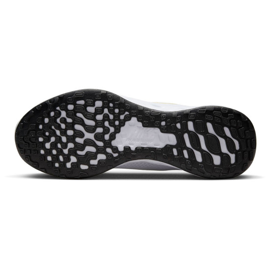Nike Revolution 6 NN